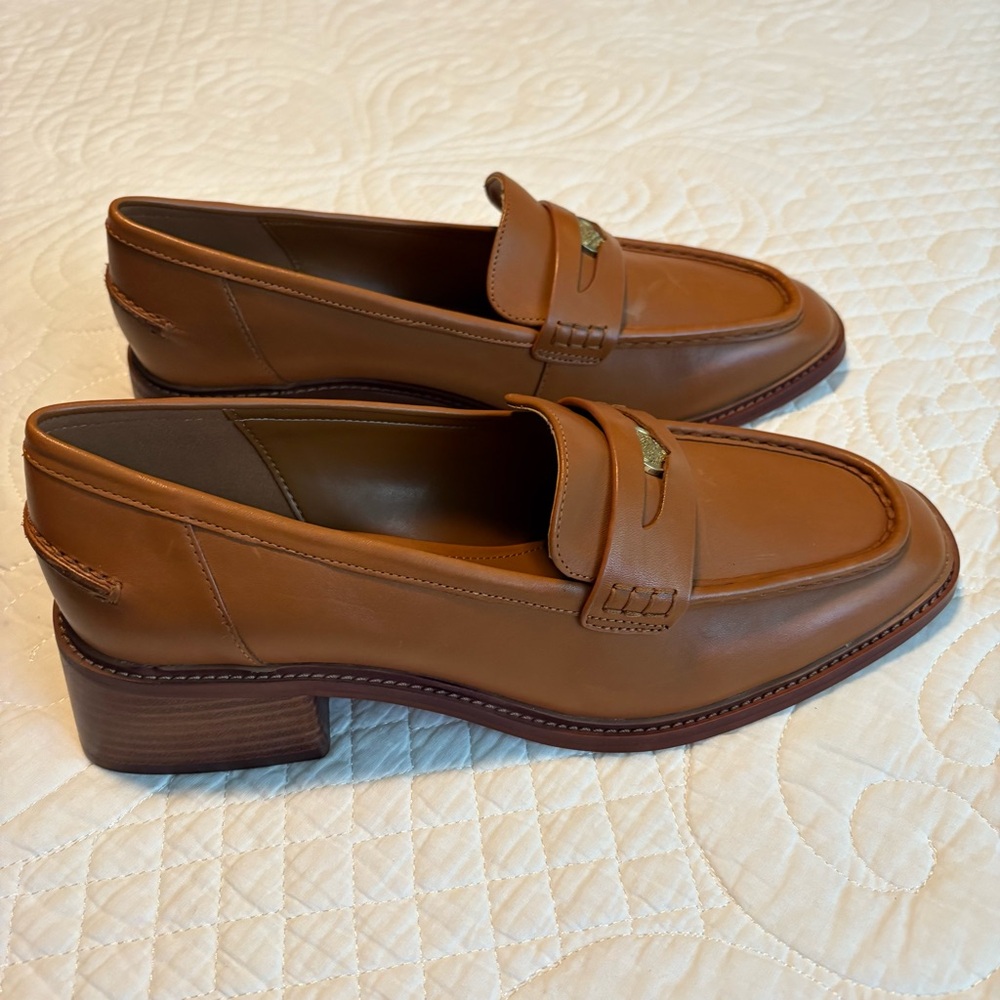 Vince Camuto Brown Leather Penny Loafers New w/o box.